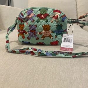 NWT The cutest Vera Bradley camera bag!!! Toasty Teddies pattern